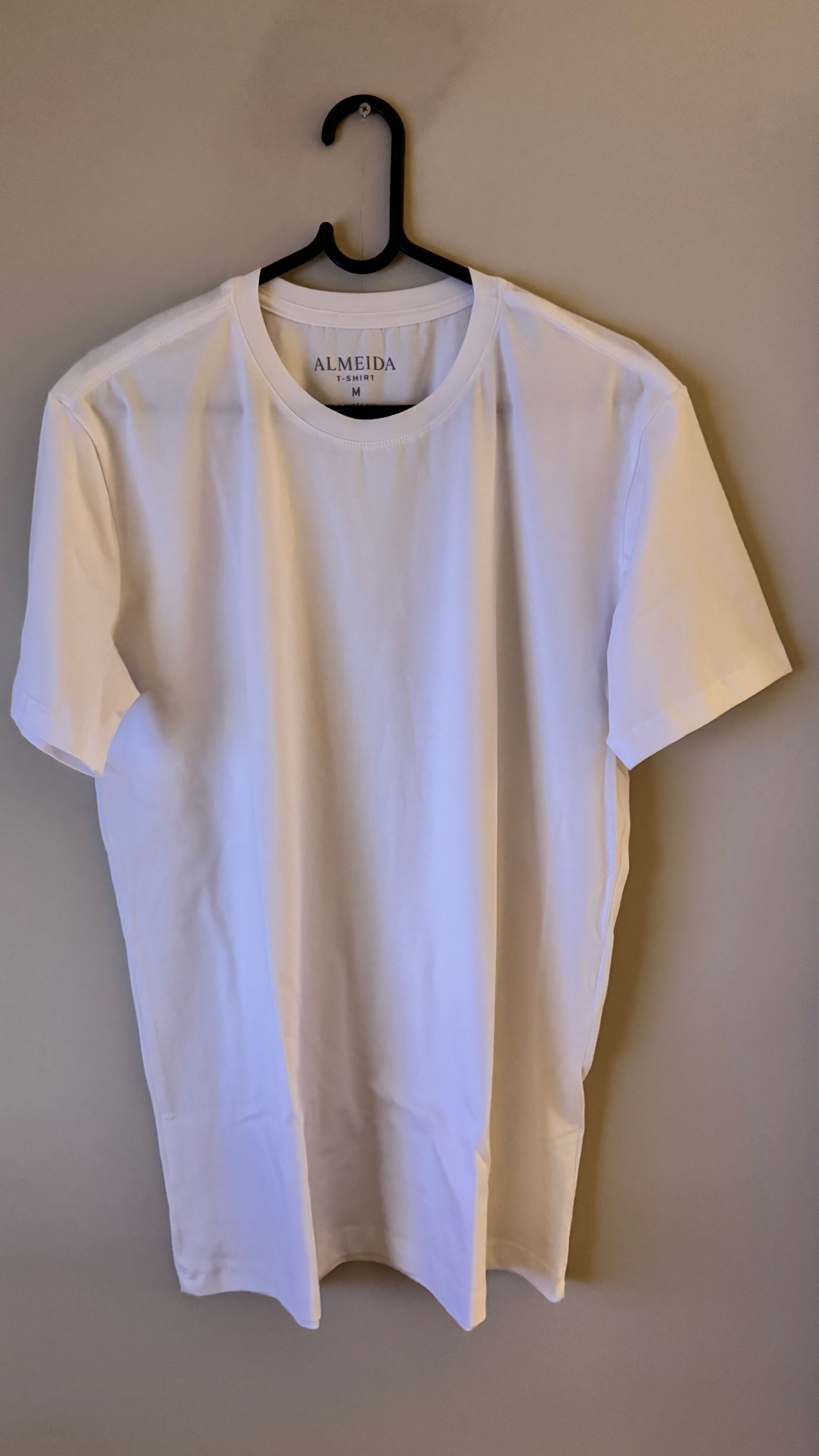 Camiseta básica BRANCA