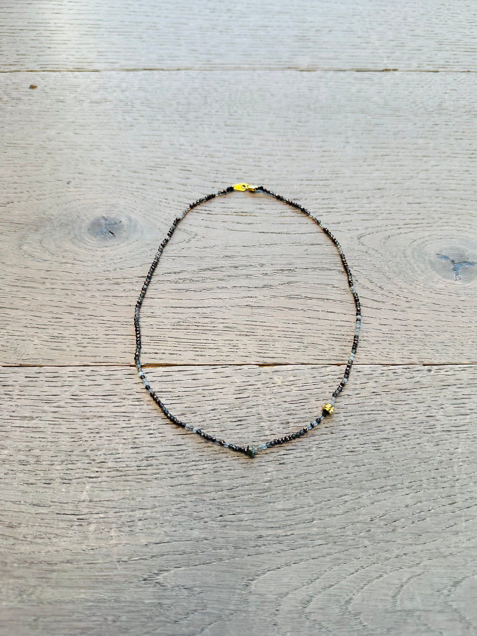 Miniature : Collier châtaigne 