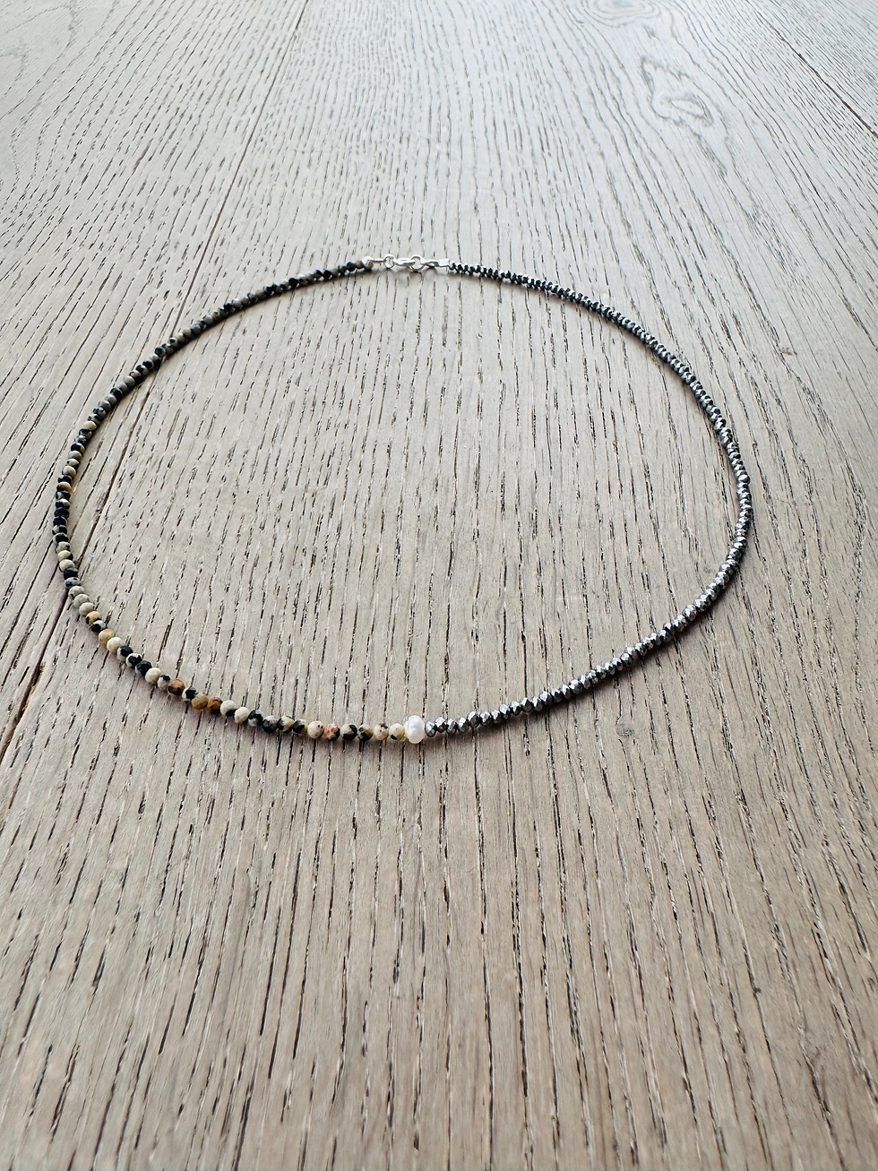 Collier bicolore dalmatien