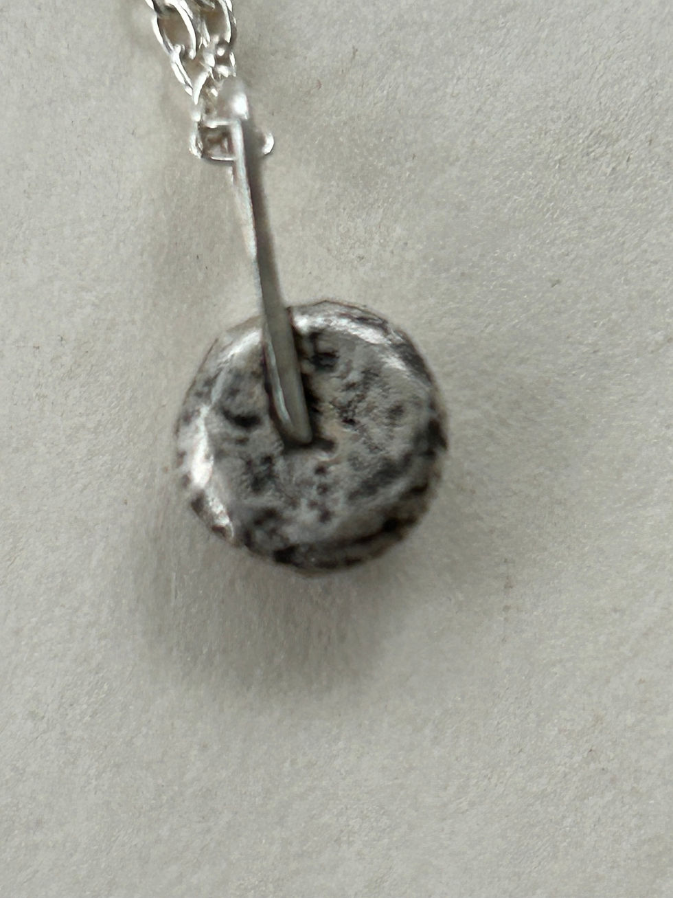 Thumbnail: Oxidized Pebble