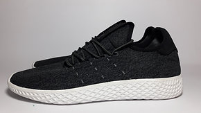 PHARRELL WILLIAMS - ADIDAS