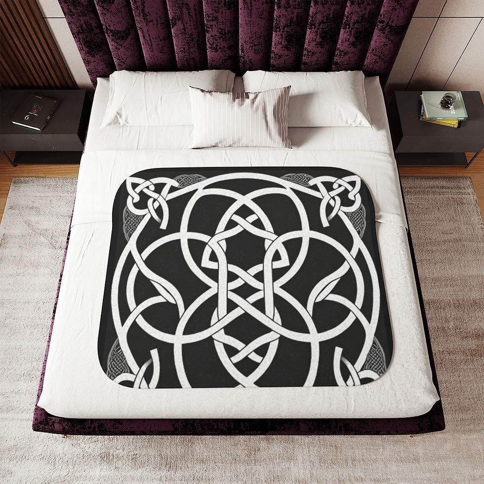 Thumbnail: Celtic Dara Knot Sherpa Blanket