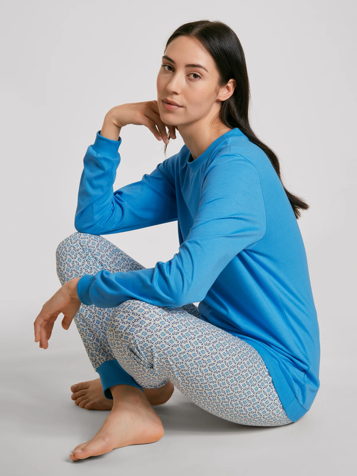 Calida-Spring-Nights-Buendchen-Pyjama-blau-40596-474-2