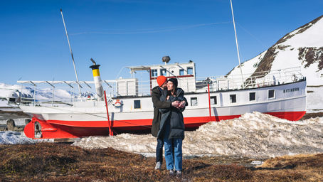Kjærestefotografering på Bygdin, Jotunheimen | Anniken og Frederick