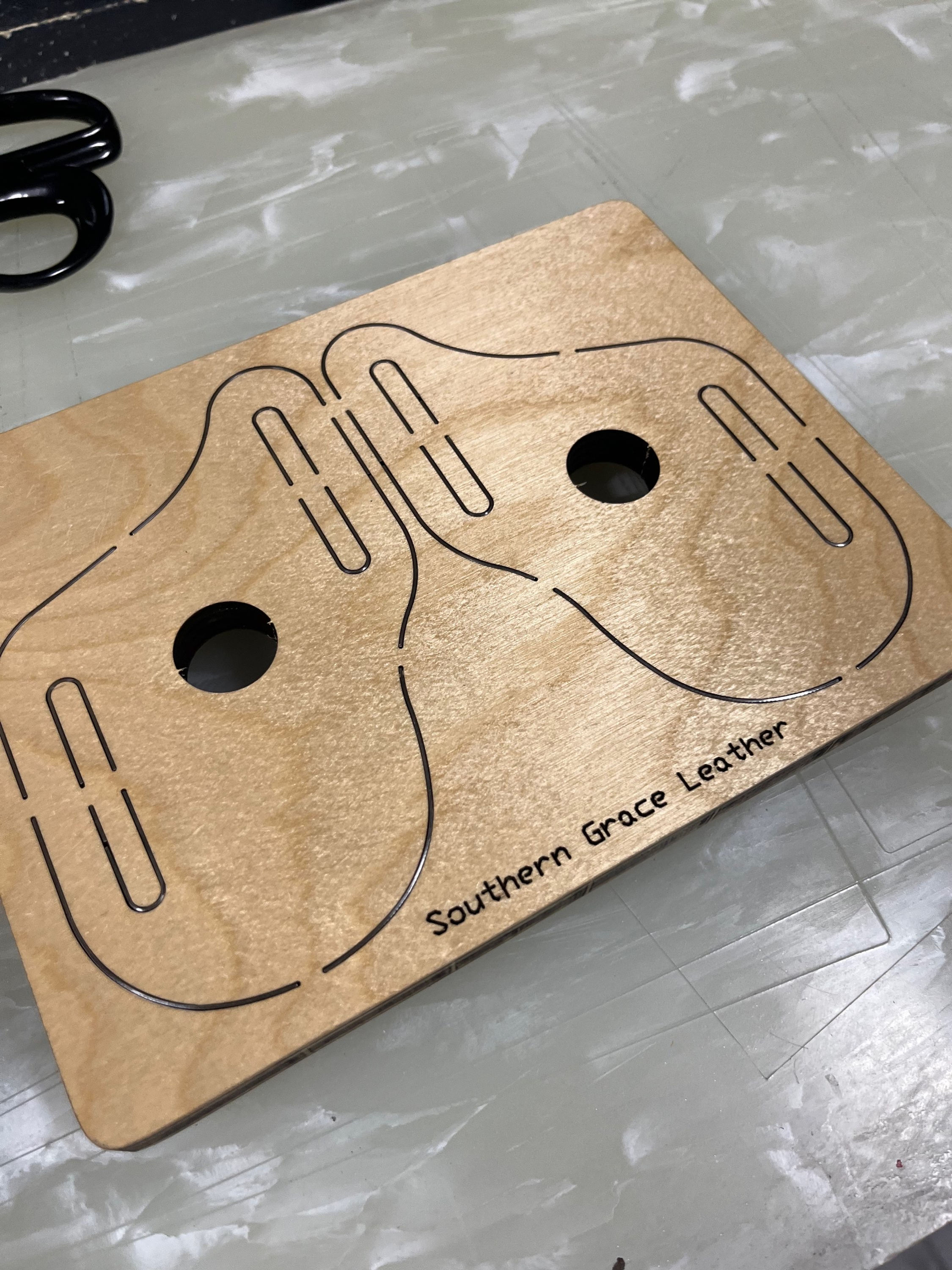 Pancake knife sheath with slots for belt for CLICKER PRESS MACHINE