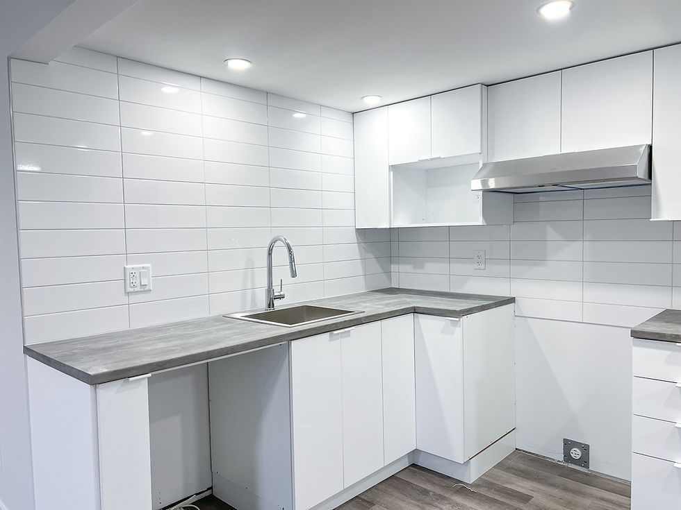 Miniature : JUILLET - Demi sous-sol 5 ½ - Ste-Foy – Tout inclus – Internet