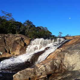 cachoeira_Sao_Bartolomeu_01_RPPN_Vale_das_Araras.JPG
