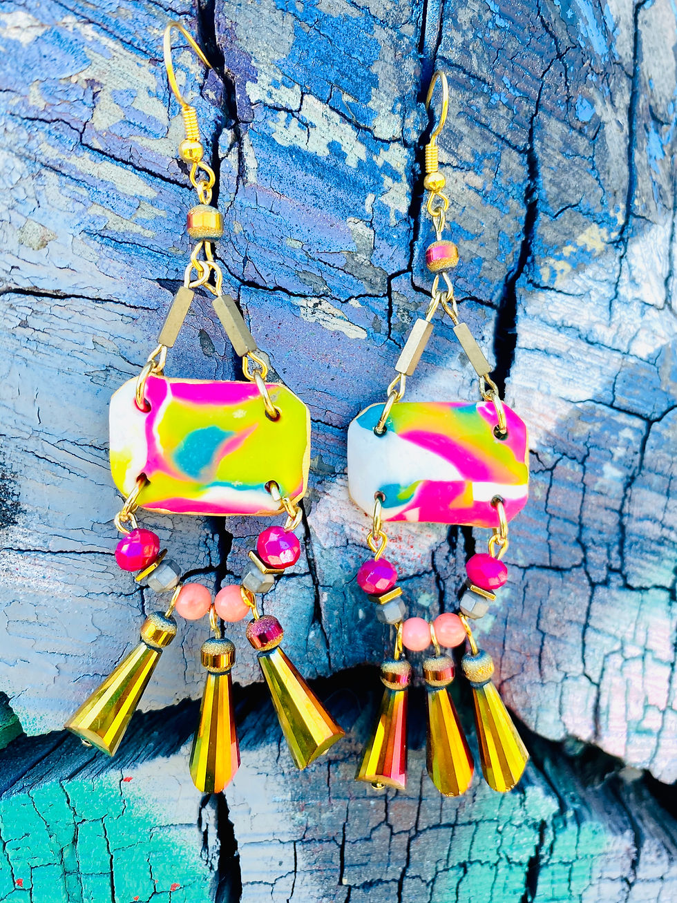 Thumbnail: Reina de Colores Earrings
