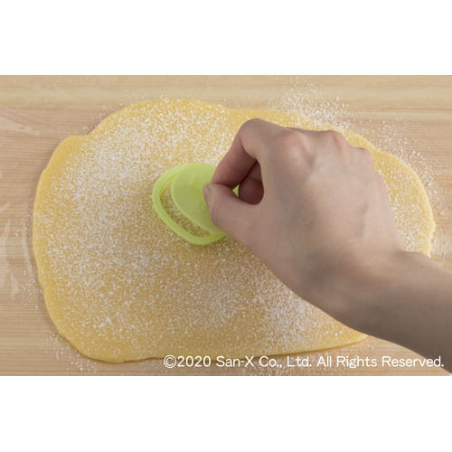 Thumbnail: (代購)日本製 KAI 貝印 San-X 角落生物 Sumikko Gurashi 曲奇餅乾壓模具 烘焙用品工具 Cookie Mold (1套3件)