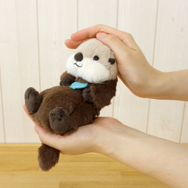 縮圖：日本Sun Arrow Potte 海獺軟綿綿毛絨公仔玩具 Sea Otter Plush Doll Toy