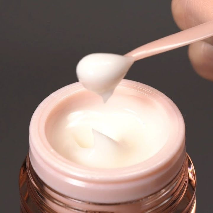 Thumbnail: Kanebo Japan DEW Cream Moisturizer (30g/1oz.)