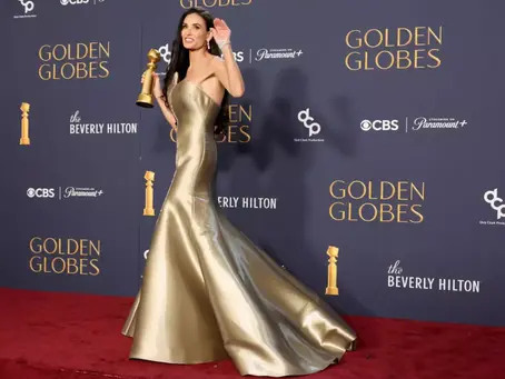 Demi Moore impacta con su discurso en los Globos de Oro 2025