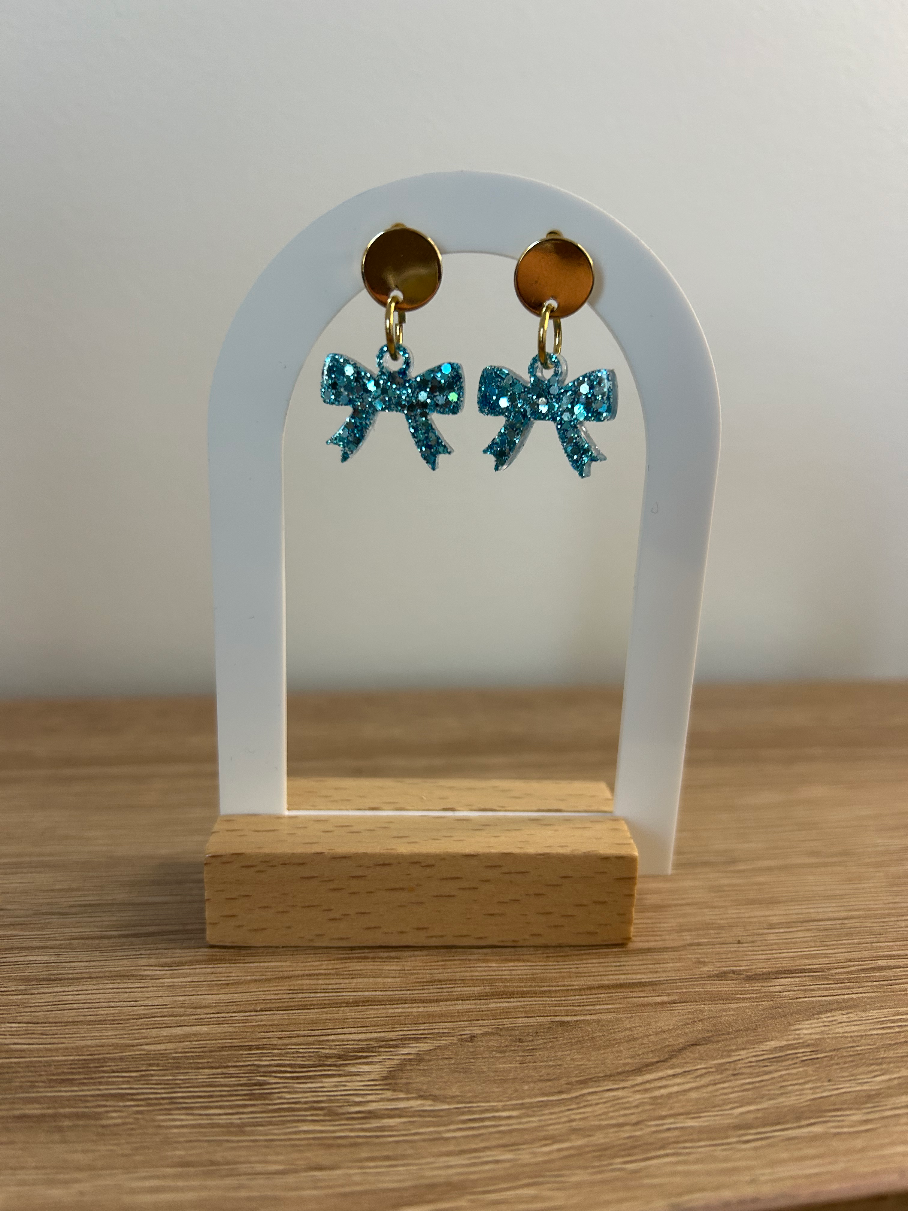 Boucles d’oreilles mini noeuds 