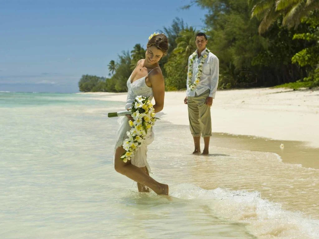 waters-edge-11069-crop (1).webp