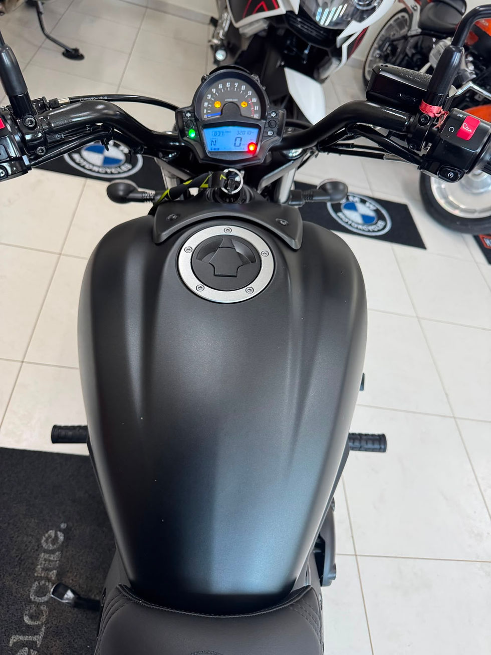 Miniatura: Kawasaki Vulcan 650 S ABS 2021 - Impecável e equipada