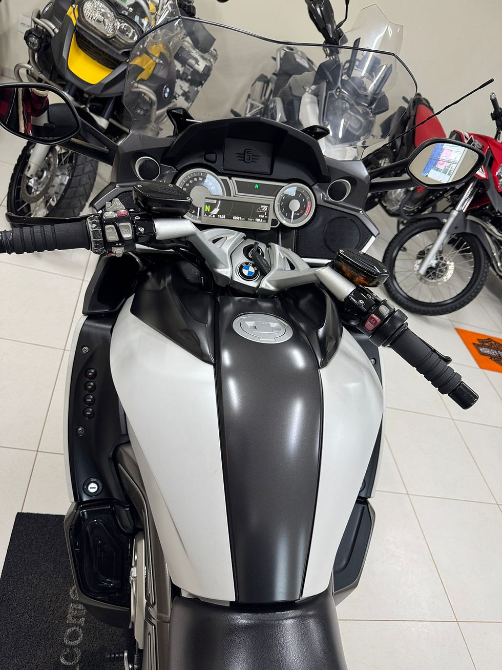 Miniatura: BMW K 1600 GT 1600 ( 6 cilindros ) 2012 - Impecável