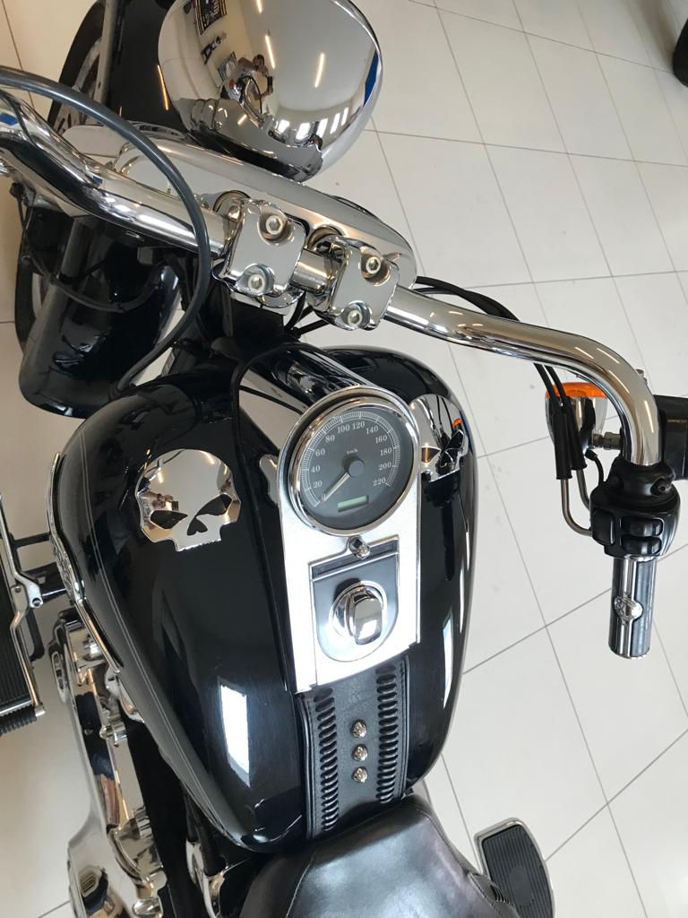 Miniatura: Harley Davidson Fat Boy 2011 - Preta