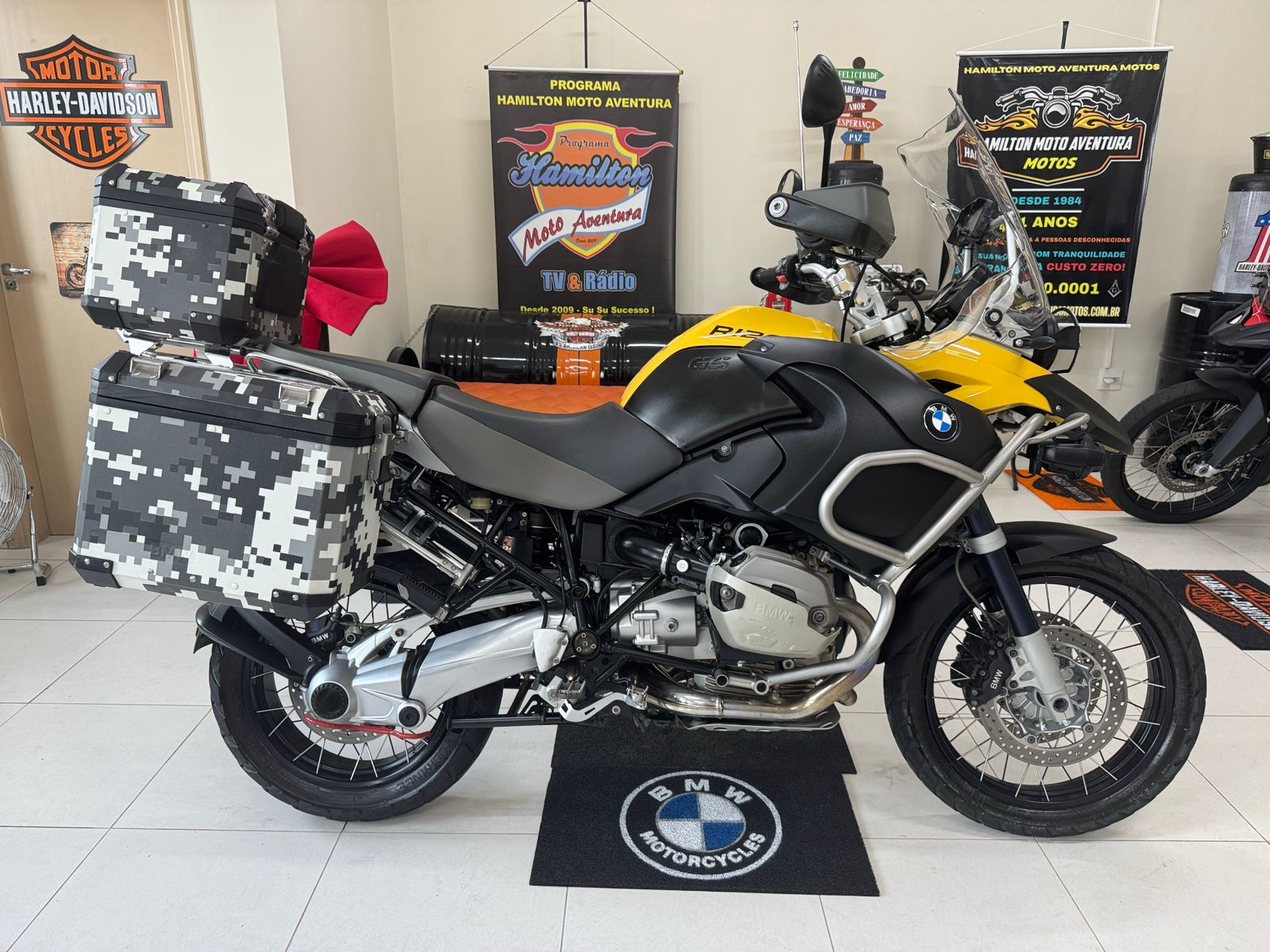 BMW GS 1200 Adventure 2011 - Equipada
