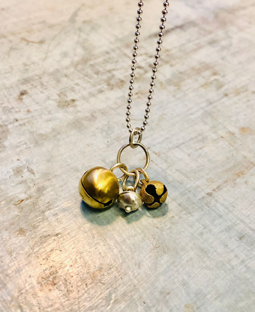 Thumbnail: Bell Necklace
