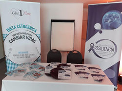 43756460_572261649873539_423484165798127