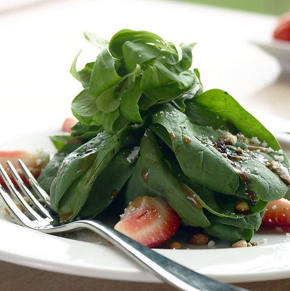 spinach-salad-&-strawberries.jpg