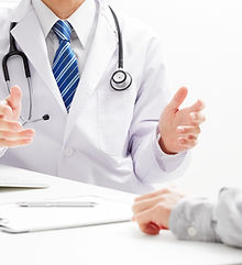 Médico y paciente en Veyo