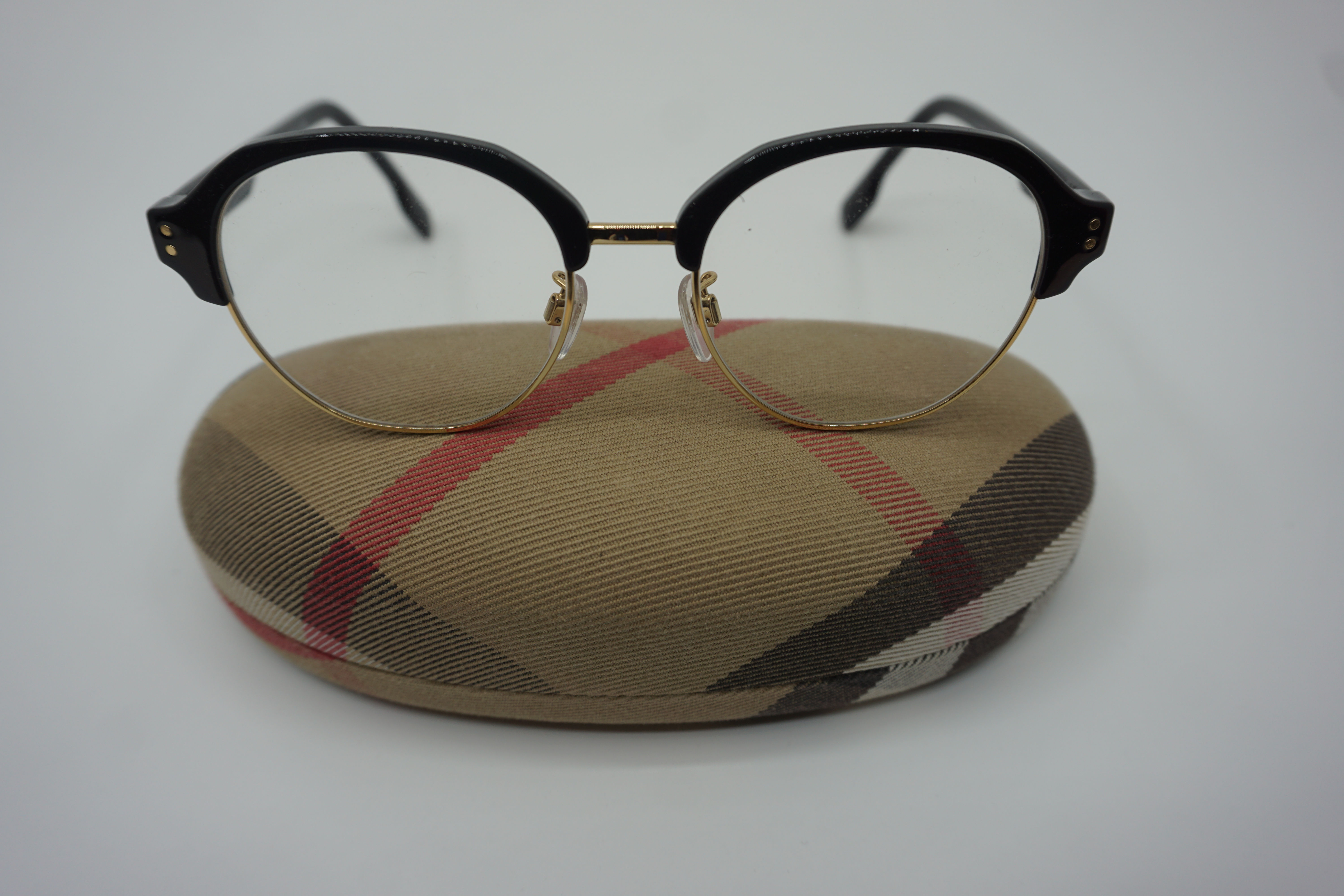 BURBERRY　バーバリー　メガネ