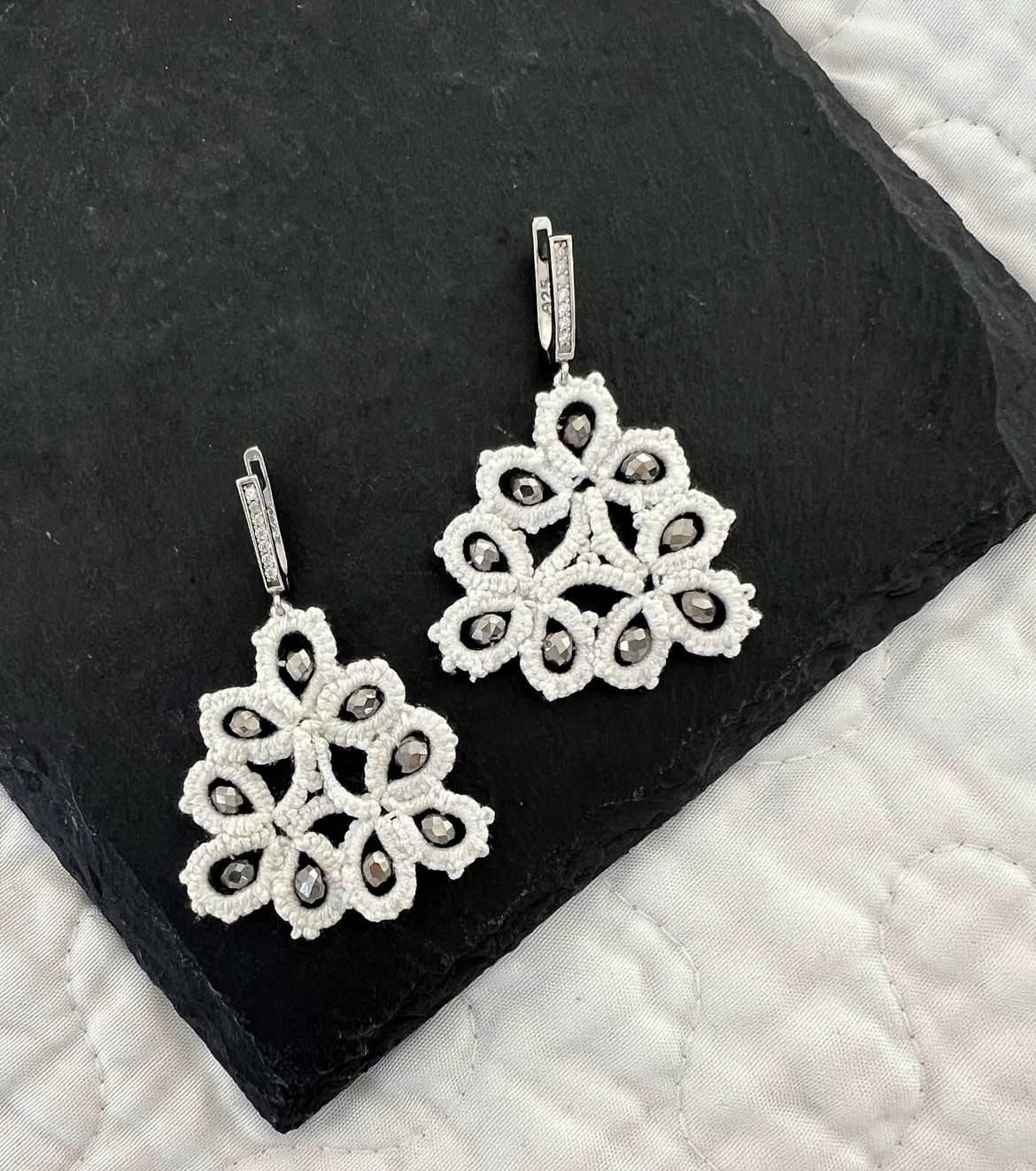 Weisse Ohrringe"Schneeflocke“ - Silber