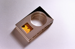 BUTTERFLY-WING-RING-ORANGE