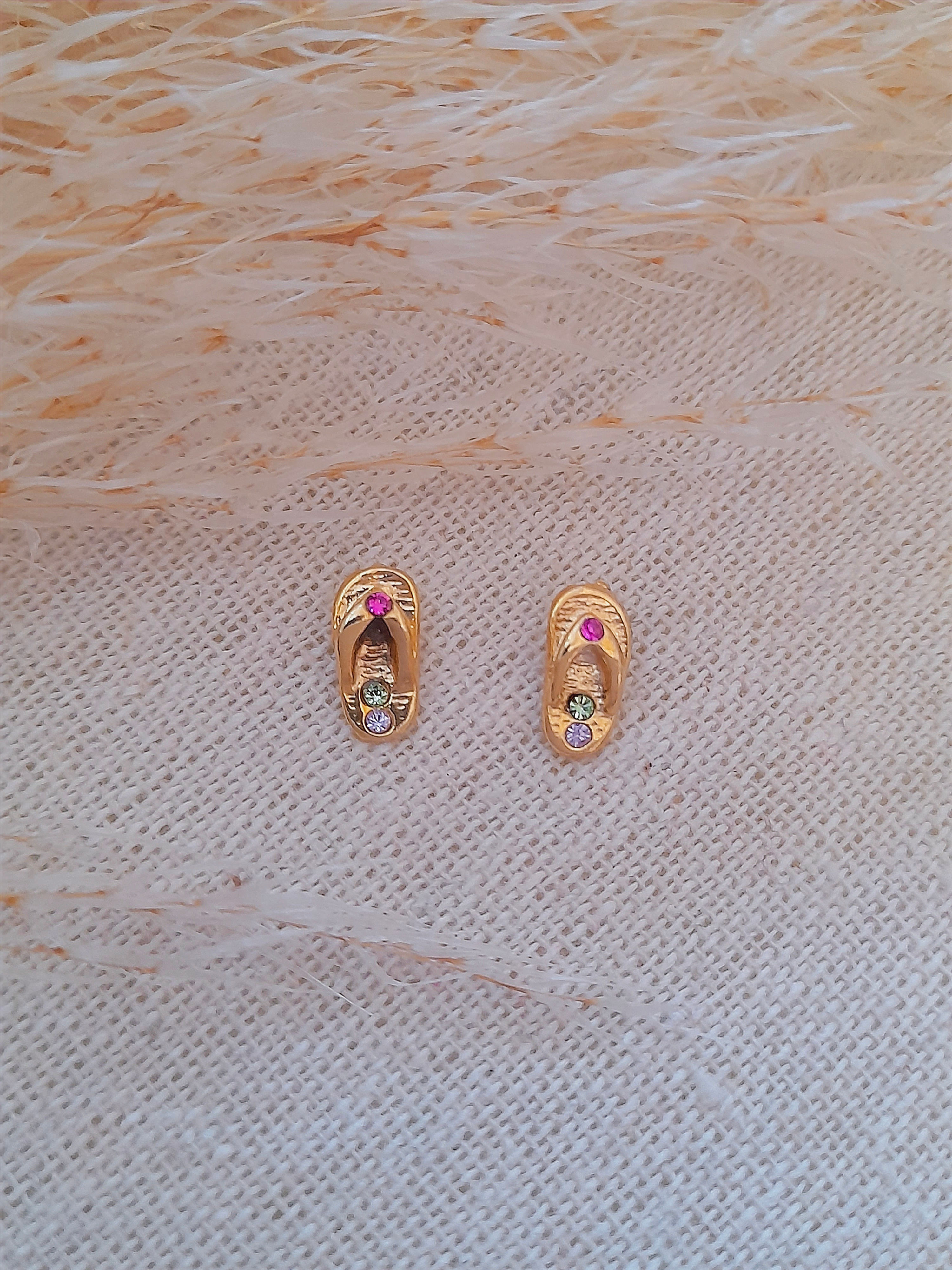 Aritos pegados de oro laminado