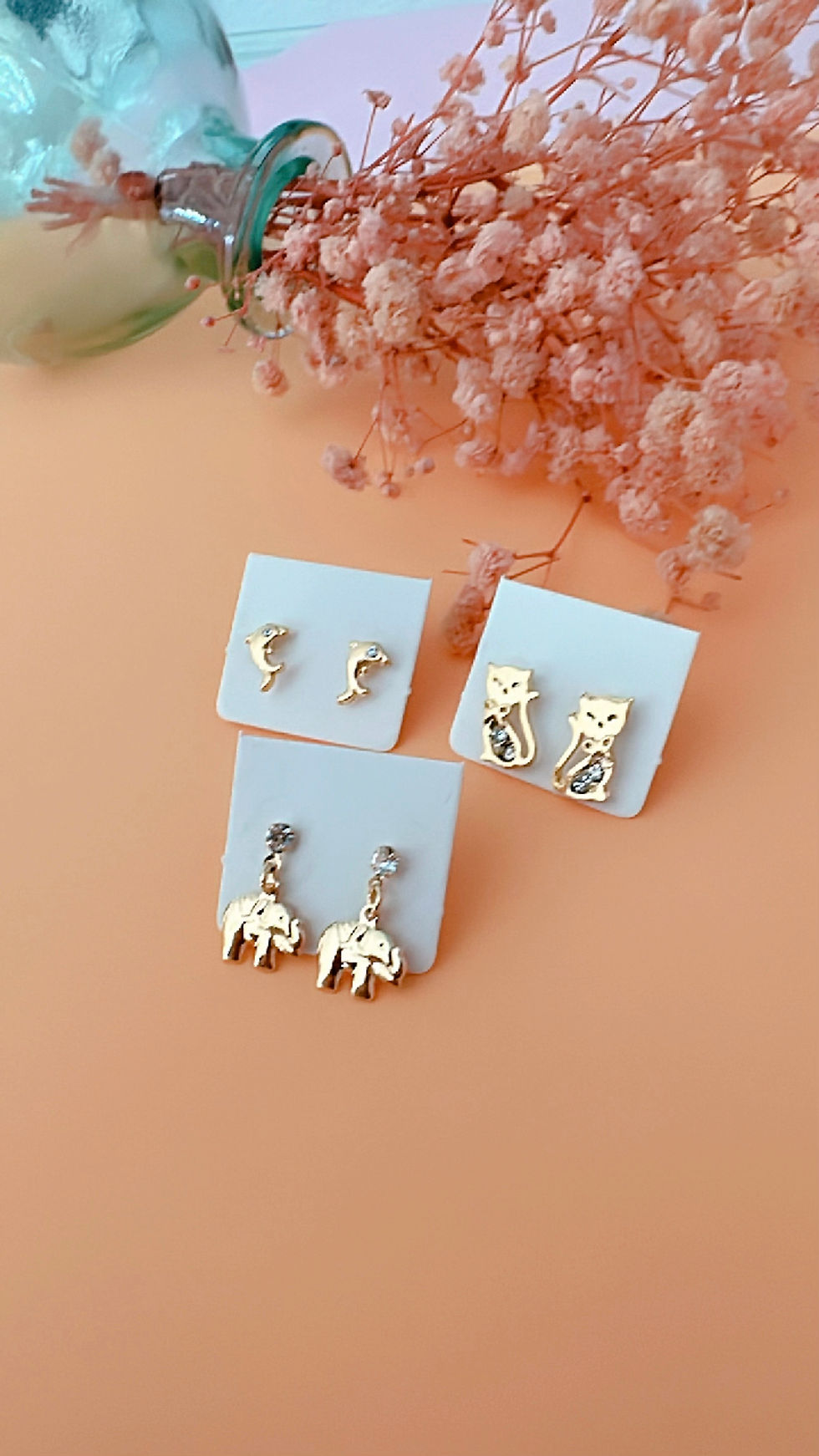 Miniatura: Aretes de oro laminado (cada par)