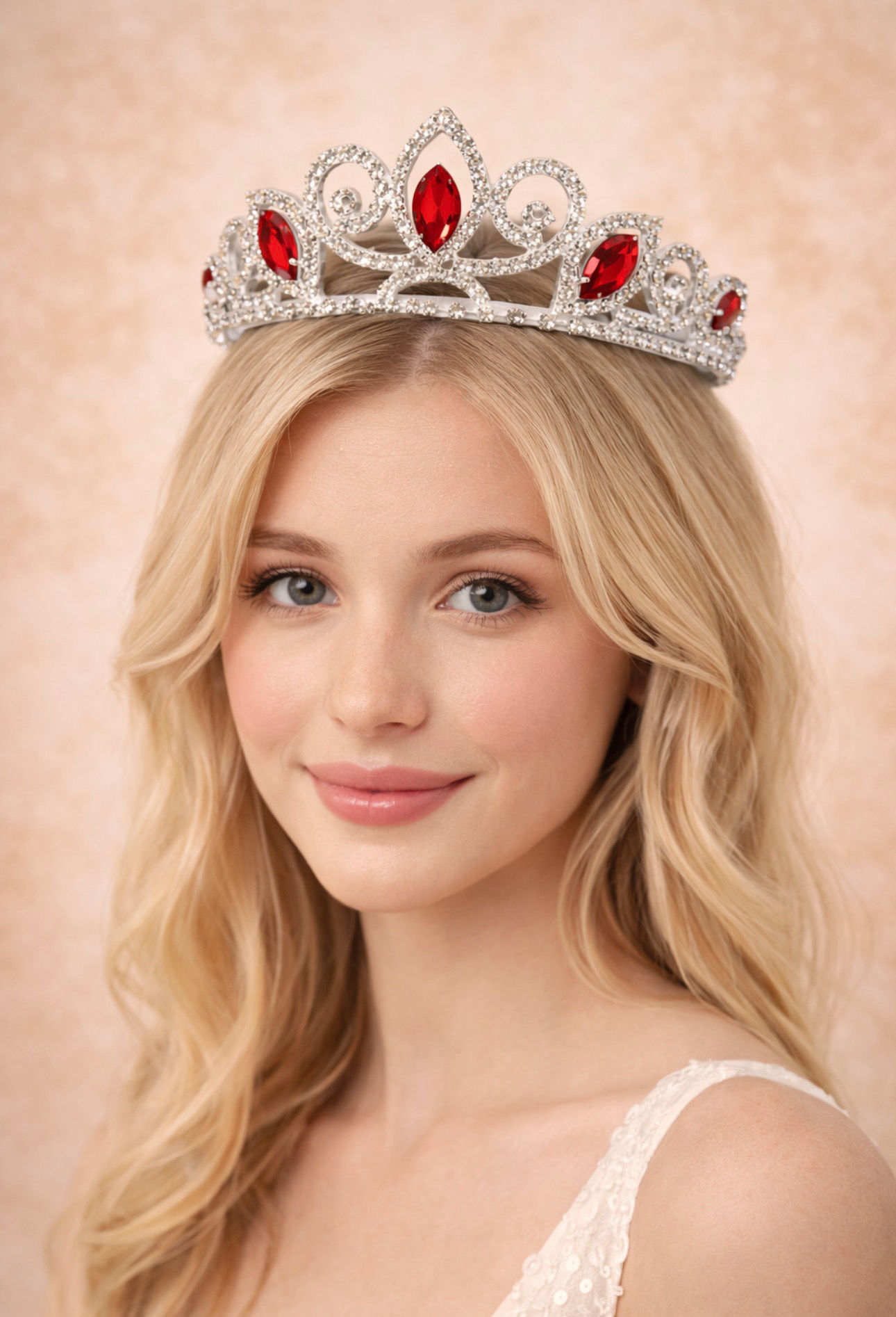 Corona plateada con Cristales, en tono rojo