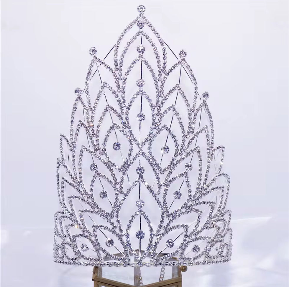 Miniatura: Corona plateada con cristales 