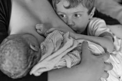 Lucy-nursing-bigbrother