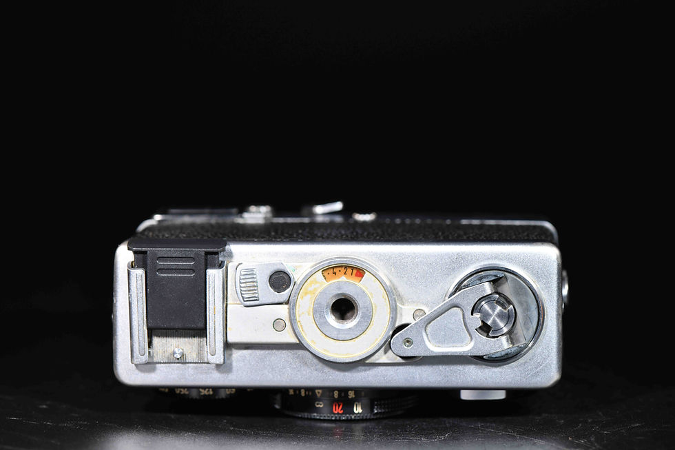 Thumbnail: Rollei 35 - Silver/Black - Carl Zeiss Tessar - German - Mint-