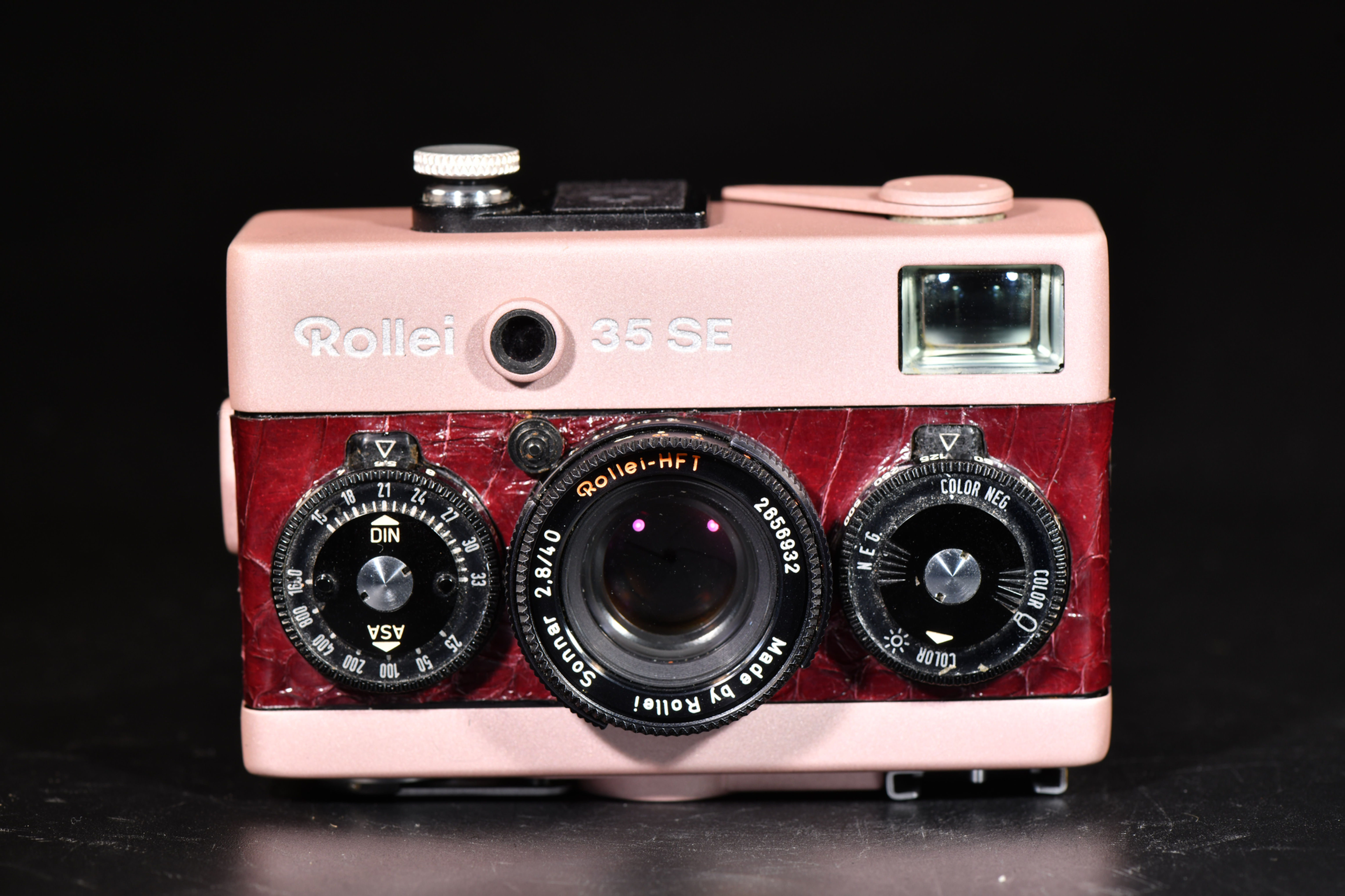 Rollei 35SE - Rose Gold Special Limited Edition/Red Snakeskin - Mint