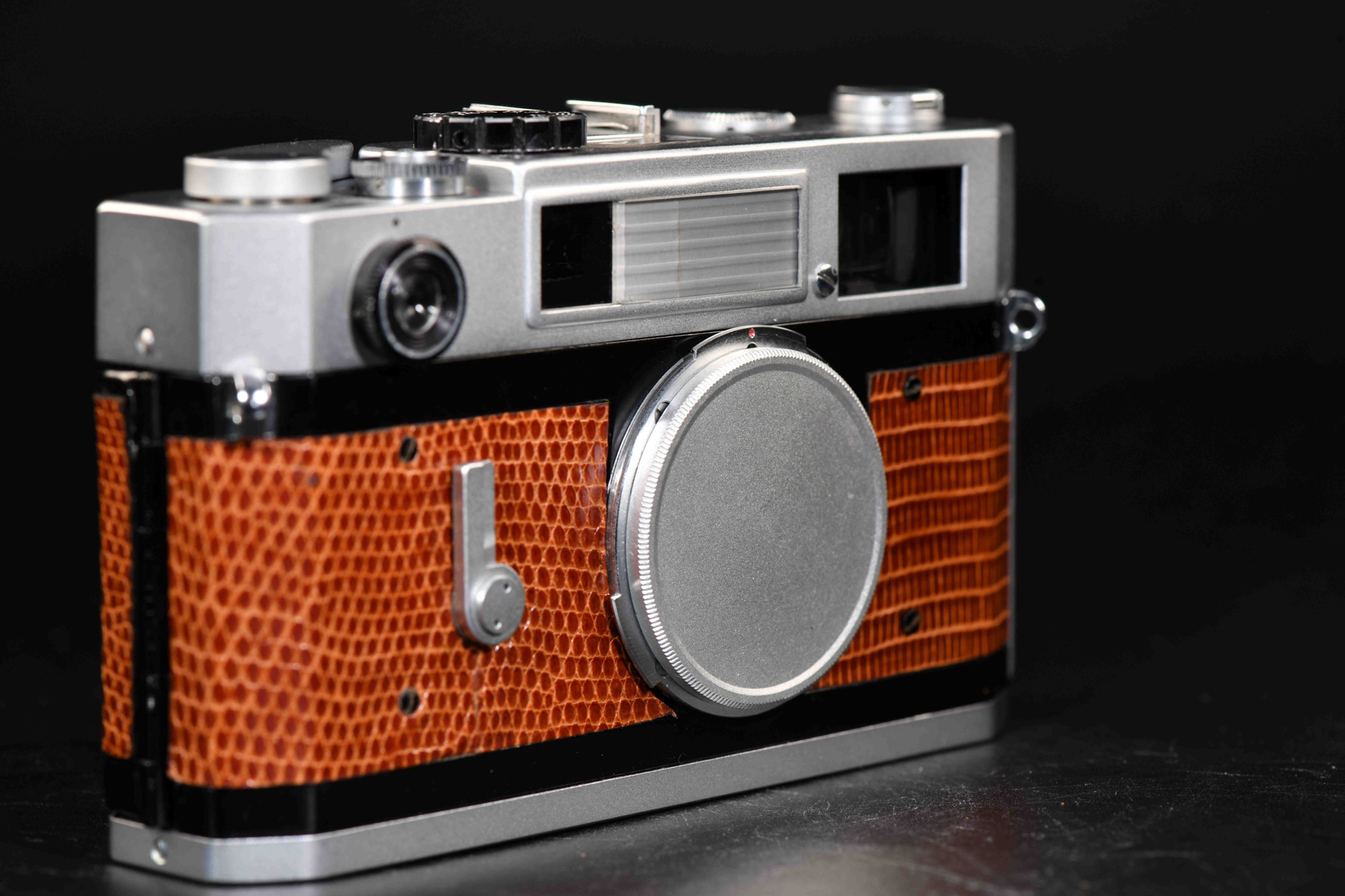 Canon 7s Rangefinder with Brown Lizard Skin Condition: Mint-