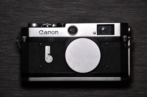 Canon Ｐ Meet the Camera: Canon P – Filmosaur