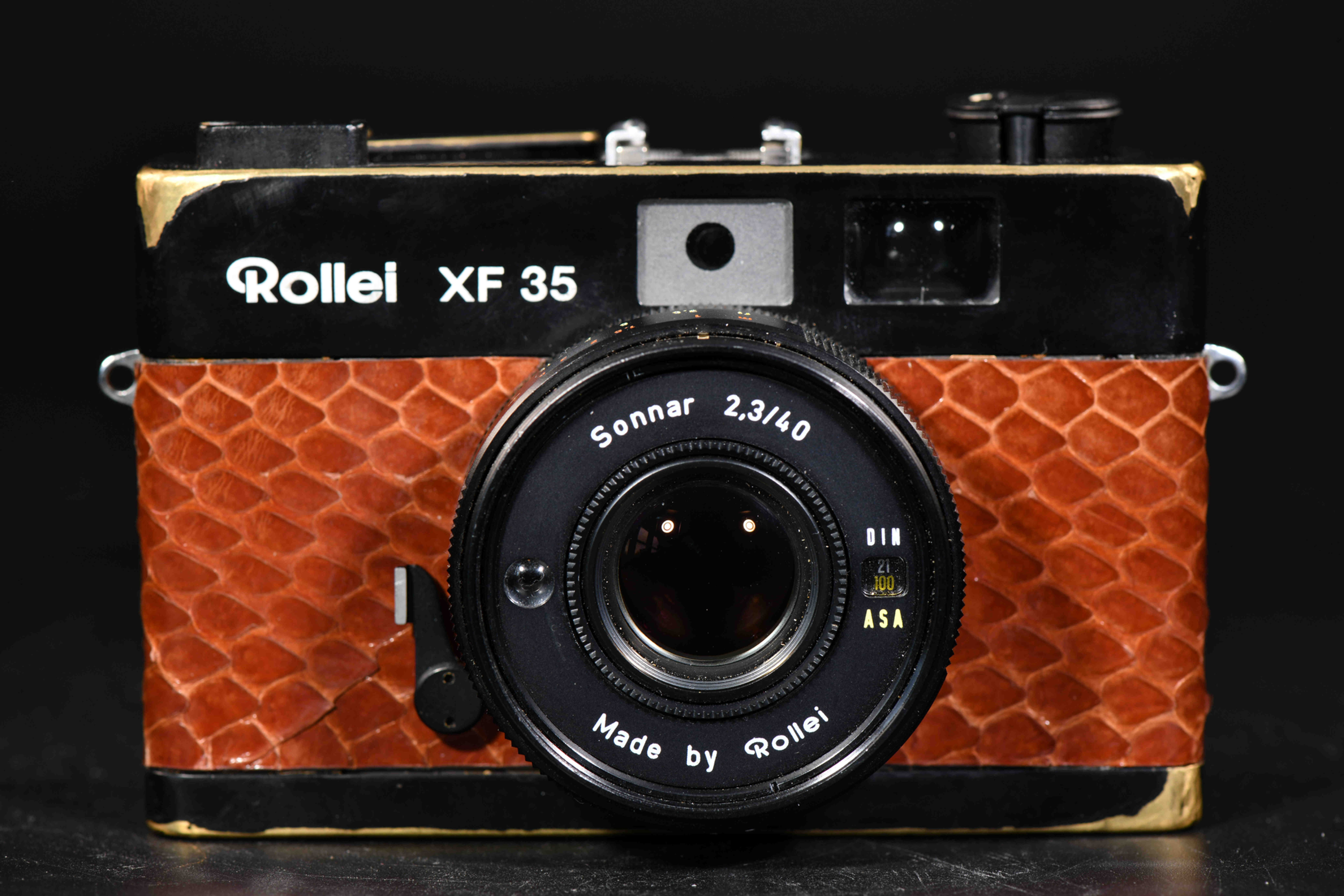 Rollei XF35 - 40mm f2.3 Sonnar - Special Brassed with Brown Snake skin