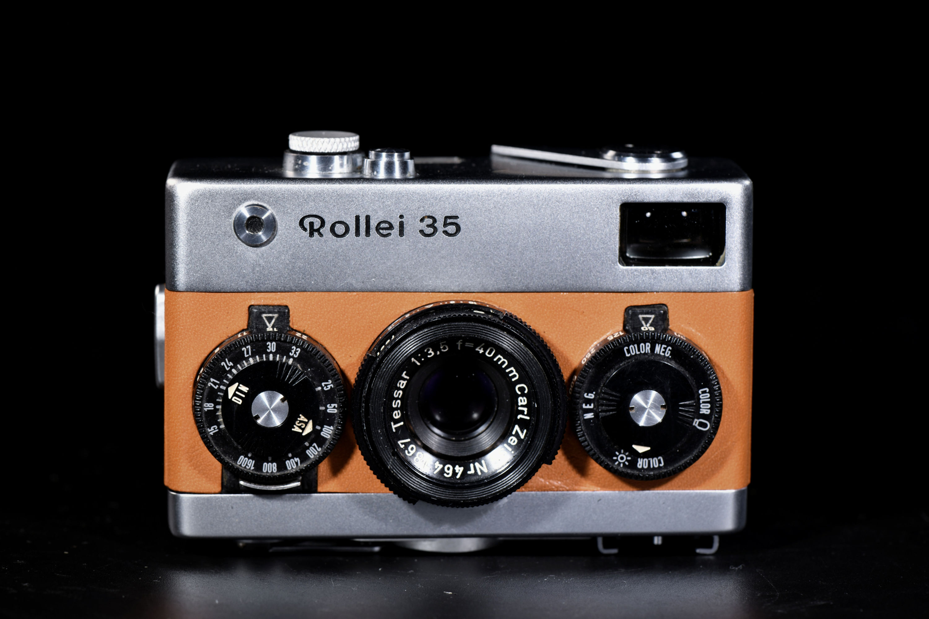 Rollei 35 - Silver Early German/Carl Zeiss Lens - Tan Leather - Mint/Mint-