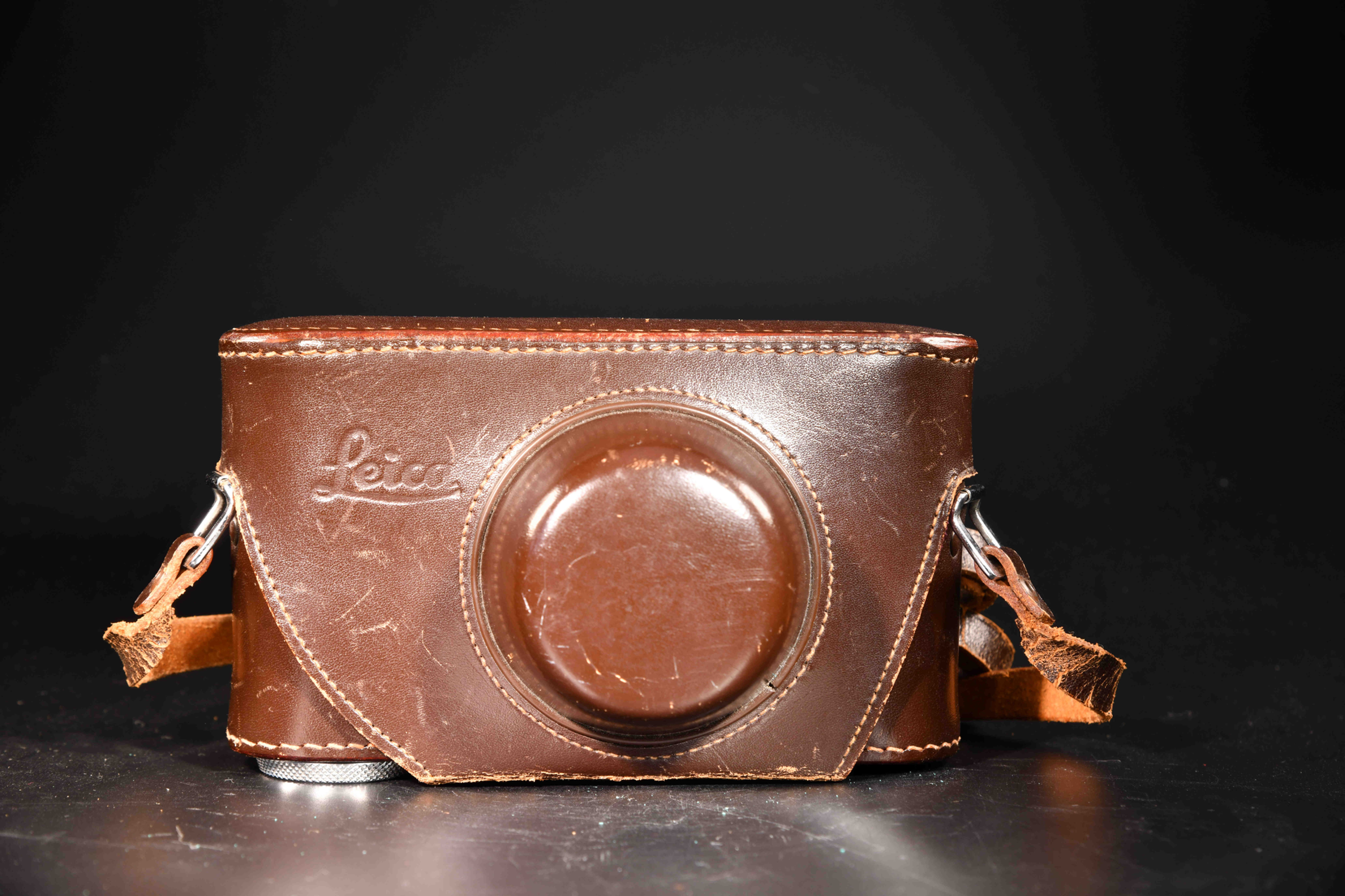 Leica IIIg  Original Leather Hard Case- Condition: Excellent