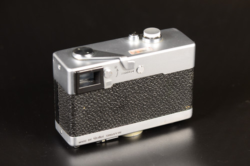 フィルムカメラ Rollei 35 Silver / made by Singapore Rollei 35 Silver / made by Singapore
