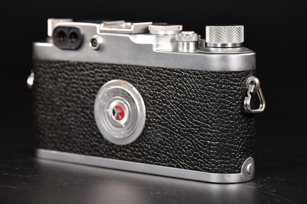 Thumbnail: Leica IIIg Silver with original black covering - Condition: Mint-