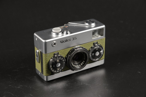 Rollei 35 - Silver with Olive Green Leather -Carl Zeiss Lens - Exc