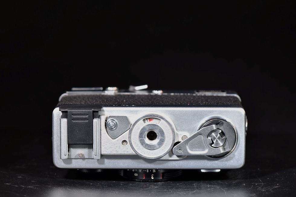 Thumbnail: Rollei 35 - Silver/Black - Carl Zeiss Tessar - German - Mint/Mint-