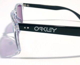 OAKLEY 35周年記念モデル Frogskins（フロッグスキン）35th【新商品