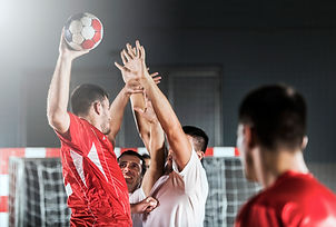Handball Schuss und Verteidigung