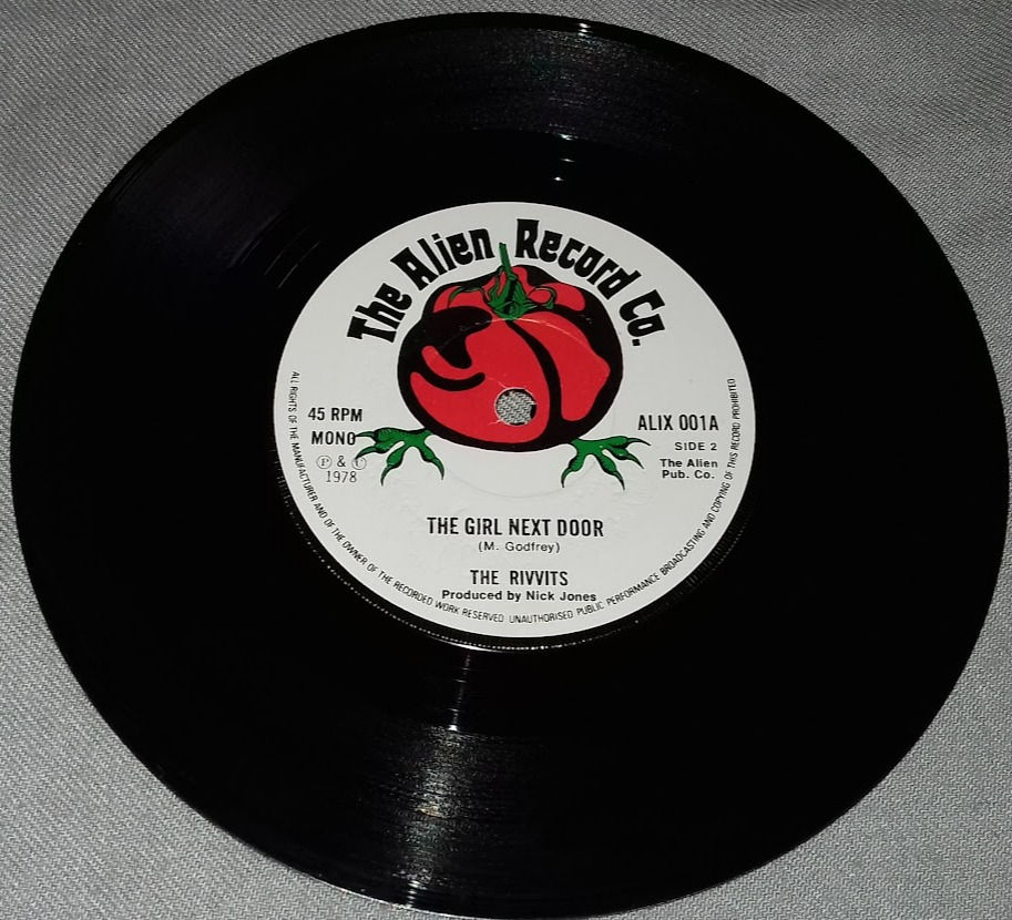 ภาพขนาดย่อ: The Rivvits - Saturday Night At The Dance (7", Single, Mono + Flexi, 6", S/Side