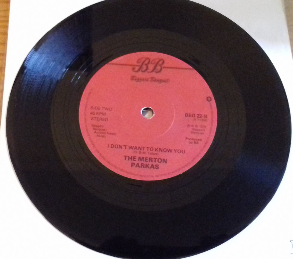 ภาพขนาดย่อ: The Merton Parkas - You Need Wheels (7", Single, One) (Beggars Banquet)