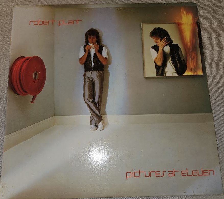 Robert Plant - Pictures At Eleven (LP, Album) (Swan Song)